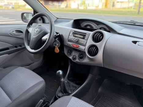 TOYOTA Etios Hatch 1.3 16V 4P FLEX XS, Foto 8