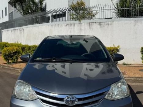 TOYOTA Etios Hatch 1.3 16V 4P FLEX X, Foto 1