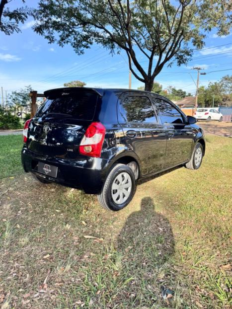 TOYOTA Etios Hatch 1.3 16V 4P FLEX X, Foto 10