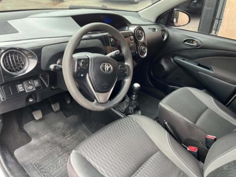 TOYOTA Etios Hatch 1.5 16V 4P FLEX X PLUS, Foto 8