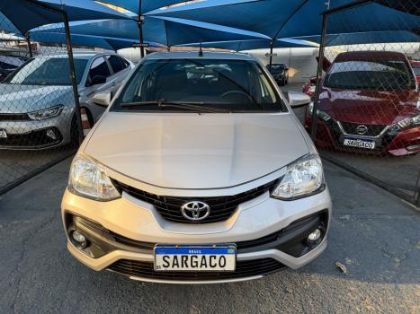 TOYOTA Etios Hatch 1.3 16V 4P FLEX X AUTOM�TICO, Foto 3