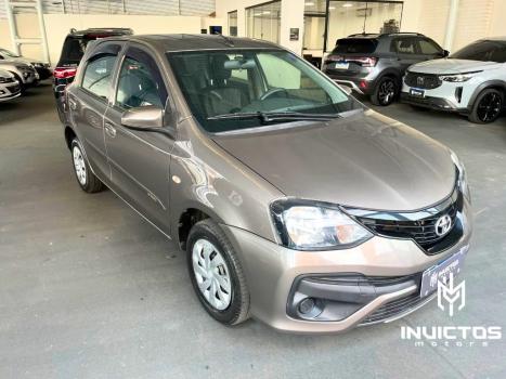 TOYOTA Etios Hatch 1.3 16V 4P FLEX X AUTOMÁTICO, Foto 3