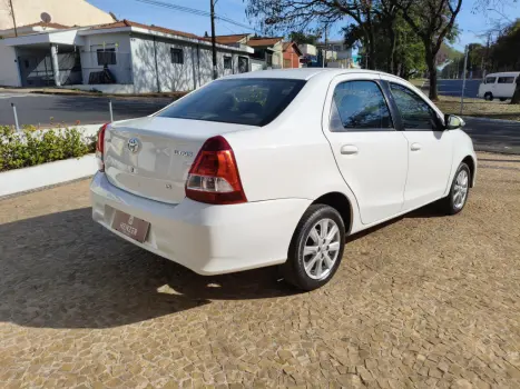 TOYOTA Etios Sedan 1.5 16V 4P FLEX X PLUS, Foto 3