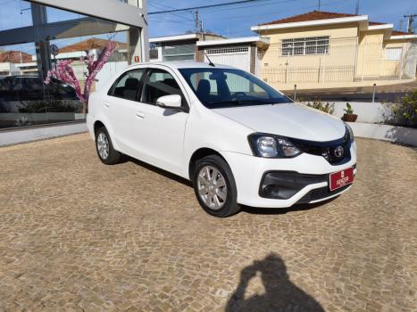 TOYOTA Etios Sedan 1.5 16V 4P FLEX X PLUS, Foto 2