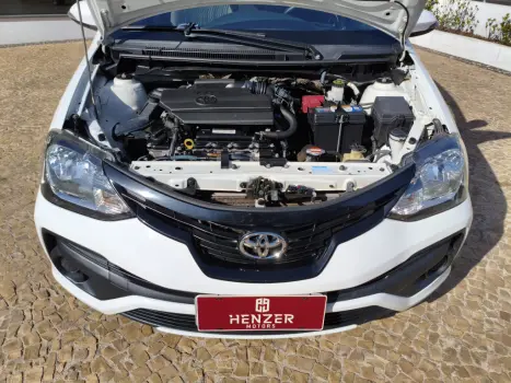 TOYOTA Etios Sedan 1.5 16V 4P FLEX X PLUS, Foto 14