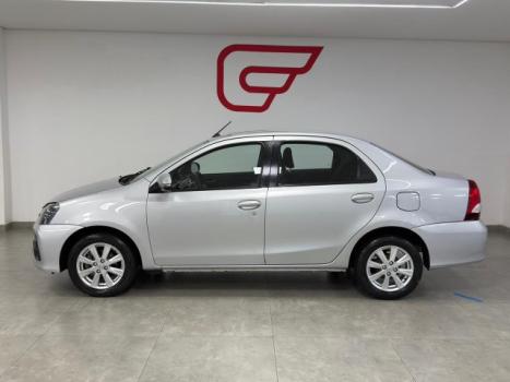 TOYOTA Etios Sedan 1.5 16V 4P FLEX X, Foto 4
