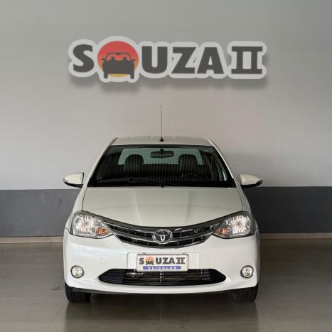 TOYOTA Etios Sedan 1.5 16V 4P FLEX PLATINUM, Foto 2
