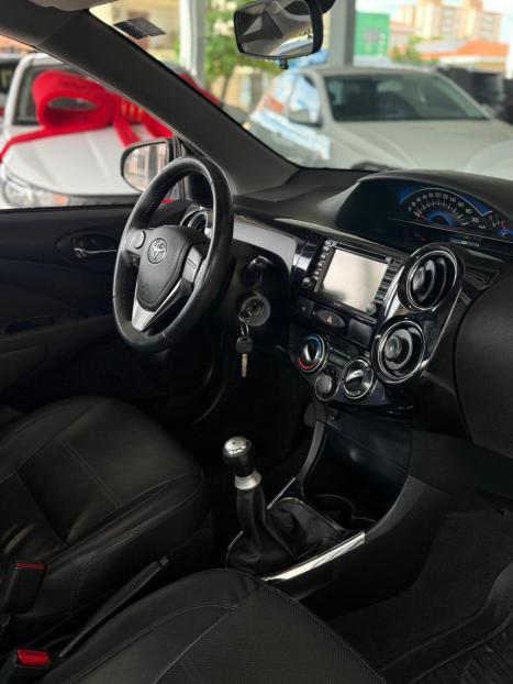 TOYOTA Etios Sedan 1.5 16V 4P FLEX PLATINUM, Foto 5