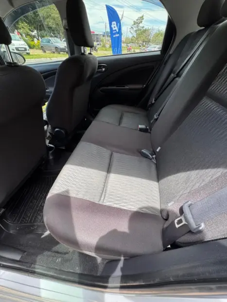 TOYOTA Etios Sedan 1.5 16V 4P FLEX X, Foto 6