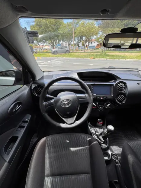 TOYOTA Etios Sedan 1.5 16V 4P FLEX X, Foto 8