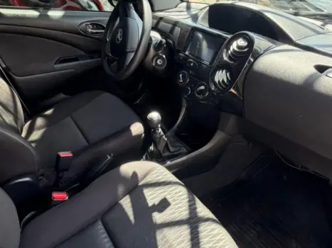 TOYOTA Etios Sedan 1.5 16V 4P FLEX X, Foto 5