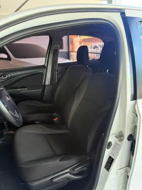 TOYOTA Etios Sedan 1.5 16V 4P FLEX XS AUTOM�TICO, Foto 11