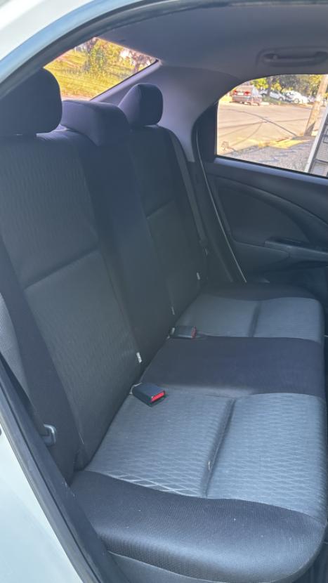 TOYOTA Etios Sedan 1.5 16V 4P FLEX XS AUTOM�TICO, Foto 13