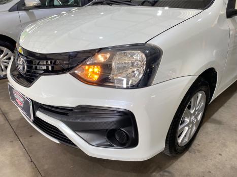 TOYOTA Etios Sedan 1.5 16V 4P FLEX X PLUS AUTOM�TICO, Foto 4