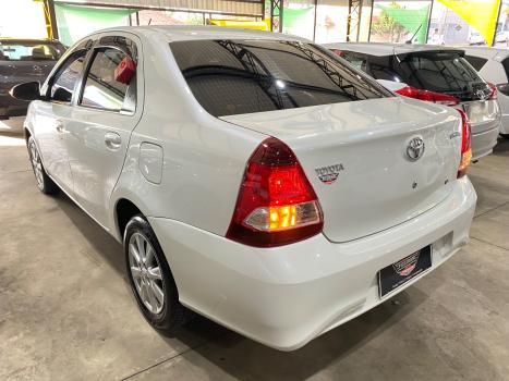 TOYOTA Etios Sedan 1.5 16V 4P FLEX X PLUS AUTOM�TICO, Foto 6