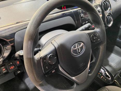 TOYOTA Etios Sedan 1.5 16V 4P FLEX X PLUS AUTOM�TICO, Foto 11