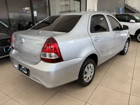 TOYOTA Etios Sedan 1.5 16V 4P FLEX X PLUS, Foto 10