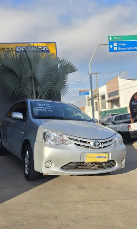 TOYOTA Etios Sedan 1.5 16V 4P FLEX XS, Foto 2