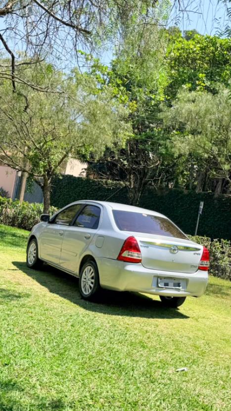 TOYOTA Etios Sedan 1.5 16V 4P FLEX XLS, Foto 4