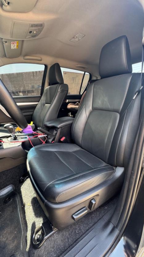 TOYOTA Hilux Caminhonete 2.8 16V SRX 4X4 TURBO DIESEL CABINE DUPLA AUTOMTICO, Foto 9