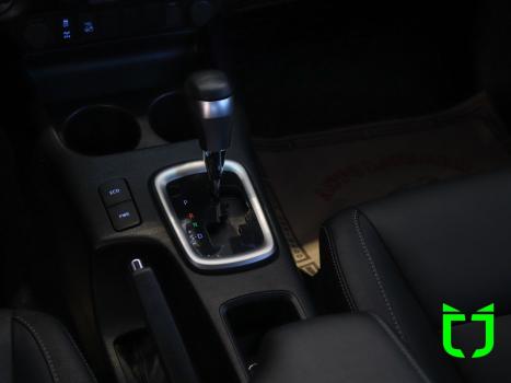 TOYOTA Hilux Caminhonete 2.8 16V SRV 4X4 DIESEL CABINE DUPLA AUTOMÁTICO, Foto 14 TOYOTA Hilux Caminhonete 2.8 16V SRV 4X4 DIESEL CABINE DUPLA AUTOMÁTICO, Foto 14