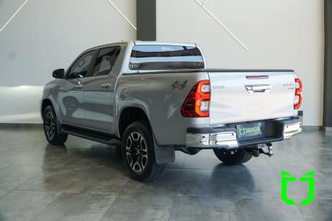 TOYOTA Hilux Caminhonete 2.8 16V SRV 4X4 DIESEL CABINE DUPLA AUTOMTICO, Foto 4