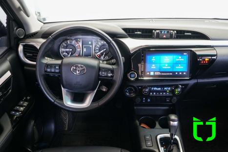 TOYOTA Hilux Caminhonete 2.8 16V SRV 4X4 DIESEL CABINE DUPLA AUTOMTICO, Foto 14