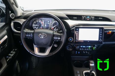 TOYOTA Hilux Caminhonete 2.8 16V SRX 4X4 TURBO DIESEL CABINE DUPLA AUTOMTICO, Foto 14