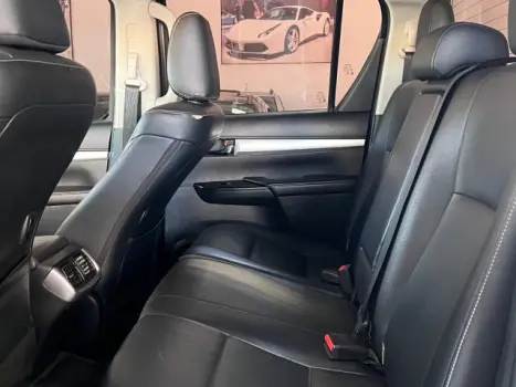 TOYOTA Hilux Caminhonete 2.8 16V SRV 4X4 DIESEL CABINE DUPLA AUTOMTICO, Foto 7