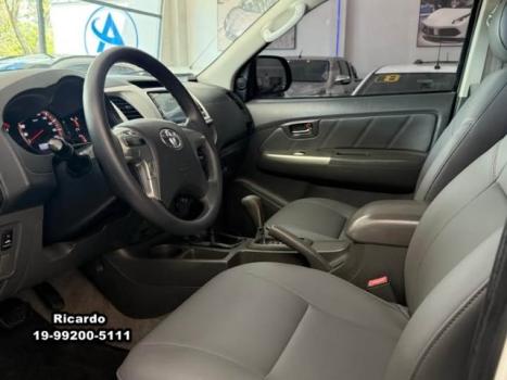 TOYOTA Hilux Caminhonete 3.0 4P 4X4 SRV TURBO DIESEL CABINE DUPLA, Foto 5