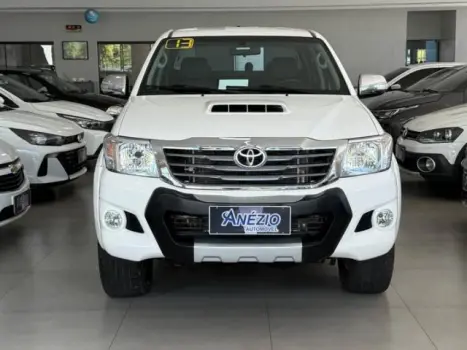TOYOTA Hilux Caminhonete 3.0 4P 4X4 SRV TURBO DIESEL CABINE DUPLA, Foto 8