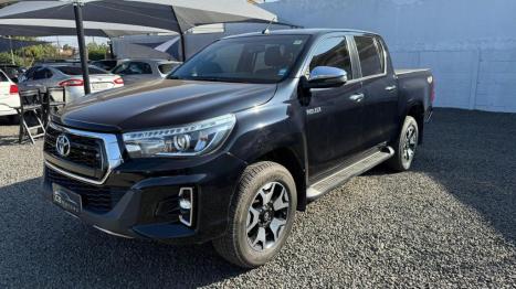 TOYOTA Hilux Caminhonete 2.8 16V SRX 50 ANOS 4X4 TURBO DIESEL CABINE DUPLA AUTOM�TICO, Foto 3