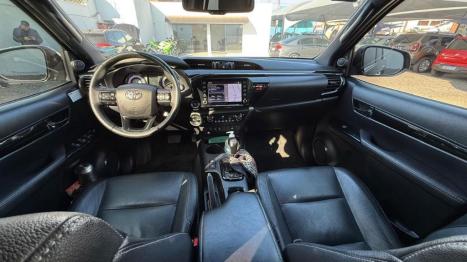 TOYOTA Hilux Caminhonete 2.8 16V SRX 50 ANOS 4X4 TURBO DIESEL CABINE DUPLA AUTOM�TICO, Foto 8