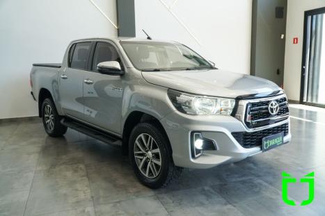 TOYOTA Hilux Caminhonete 2.8 16V SRV 4X4 DIESEL CABINE DUPLA AUTOM�TICO, Foto 1