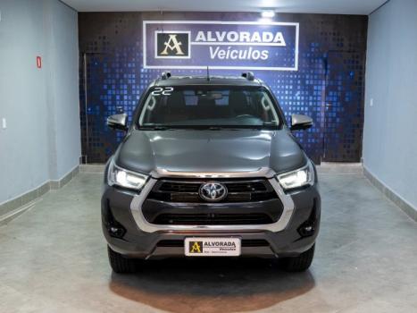 TOYOTA Hilux Caminhonete 2.8 16V SRX 4X4 DIESEL CABINE DUPLA AUTOM�TICO, Foto 1