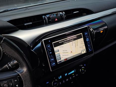 TOYOTA Hilux Caminhonete 3.0 4P SRV DIESEL CABINE DUPLA, Foto 6