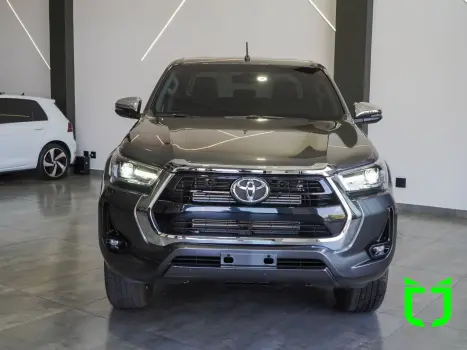 TOYOTA Hilux Caminhonete 2.8 16V SRV 4X4 DIESEL CABINE DUPLA AUTOM�TICO, Foto 2
