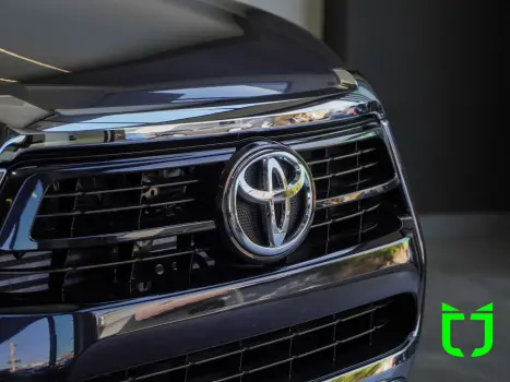 TOYOTA Hilux Caminhonete 2.8 16V SRV 4X4 DIESEL CABINE DUPLA AUTOM�TICO, Foto 7