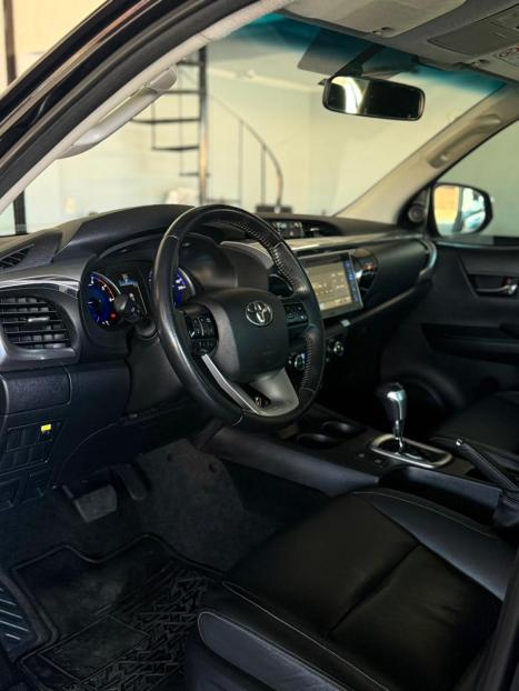 TOYOTA Hilux Caminhonete 2.8 16V SRV 4X4 DIESEL CABINE DUPLA AUTOM�TICO, Foto 6