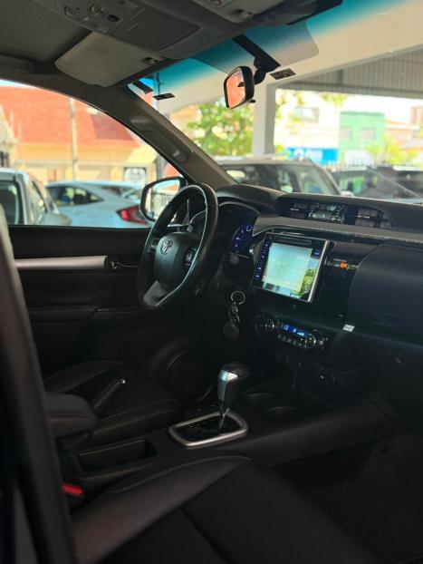 TOYOTA Hilux Caminhonete 2.8 16V SRV 4X4 DIESEL CABINE DUPLA AUTOM�TICO, Foto 7