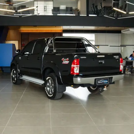 TOYOTA Hilux Caminhonete 3.0 4P SRV DIESEL CABINE DUPLA, Foto 6
