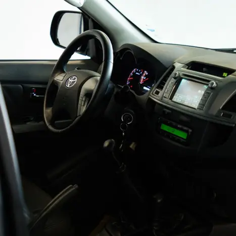 TOYOTA Hilux Caminhonete 3.0 4P SRV DIESEL CABINE DUPLA, Foto 8