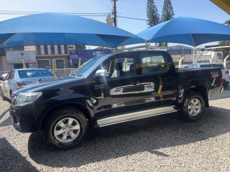 TOYOTA Hilux Caminhonete 3.0 16V 4P 4X4 SRV TURBO DIESEL CABINE DUPLA AUTOM�TICO, Foto 2