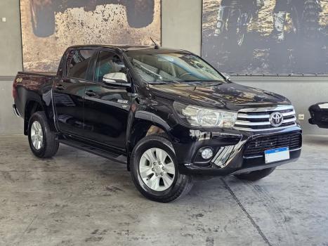 TOYOTA Hilux Caminhonete 2.7 16V 4P SRV FLEX 4X4  CABINE DUPLA AUTOM�TICO, Foto 1