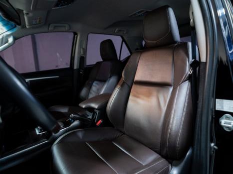 TOYOTA Hilux Caminhonete 2.8 16V SRX 4X4 DIESEL CABINE DUPLA AUTOM�TICO, Foto 11