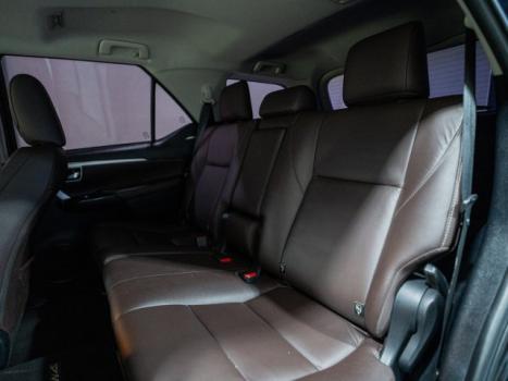 TOYOTA Hilux Caminhonete 2.8 16V SRX 4X4 DIESEL CABINE DUPLA AUTOM�TICO, Foto 12