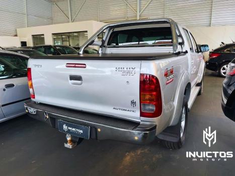 TOYOTA Hilux Caminhonete 2.8 16V SRV 4X4 DIESEL CABINE DUPLA AUTOM�TICO, Foto 4