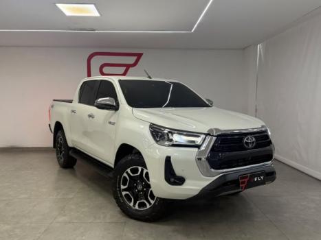 TOYOTA Hilux Caminhonete 2.8 16V SRX 4X4 DIESEL CABINE DUPLA AUTOM�TICO, Foto 2