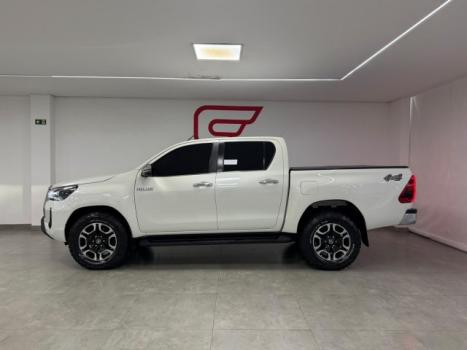 TOYOTA Hilux Caminhonete 2.8 16V SRX 4X4 DIESEL CABINE DUPLA AUTOM�TICO, Foto 4