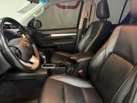TOYOTA Hilux Caminhonete 2.8 16V SRV 4X4 DIESEL CABINE DUPLA AUTOM�TICO, Foto 6